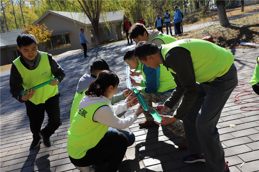 [楓情山莊]+場(chǎng)地拓展二日拓展