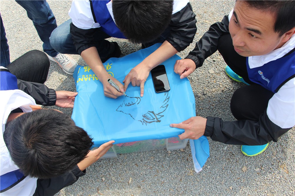 [密云白河岸邊度假村]+戰(zhàn)狼特訓(xùn)一日拓展活動(dòng)