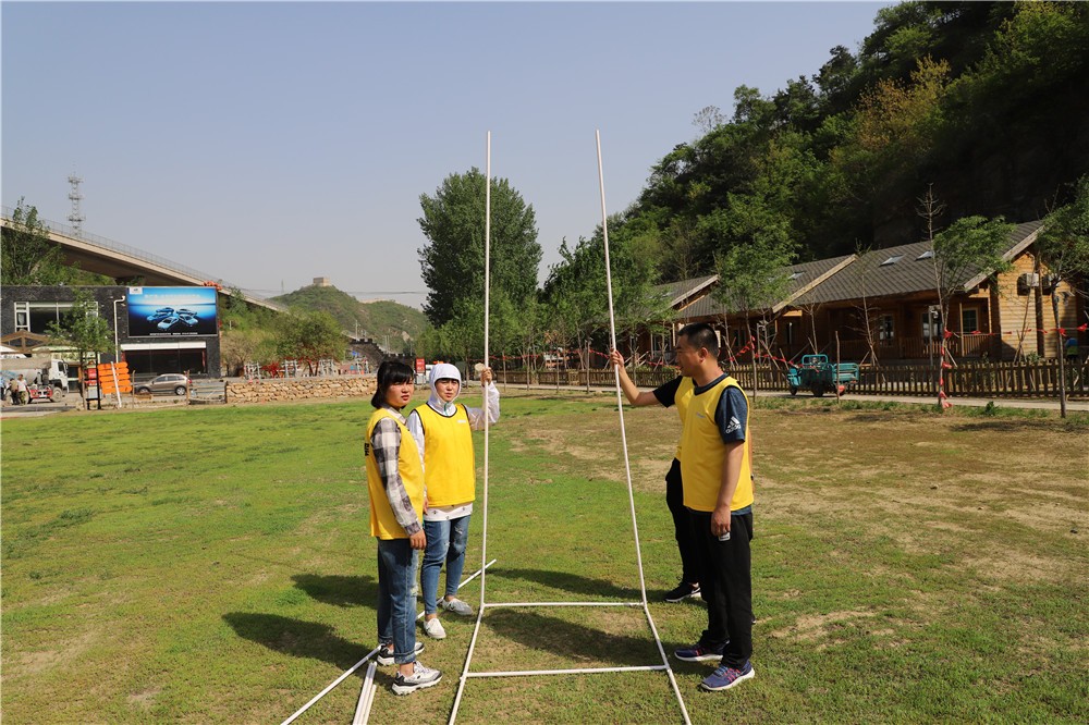 房山一渡假日店+場地拓展半日活動