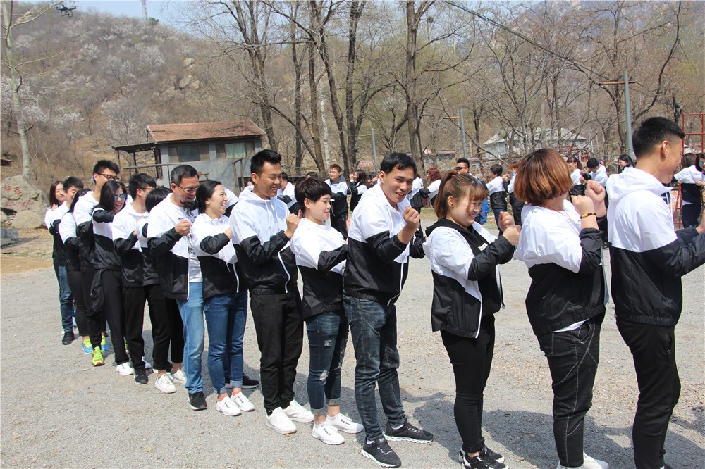 [房山北斗山莊拓展基地]+戰(zhàn)狼特訓(xùn)一日活動(dòng)