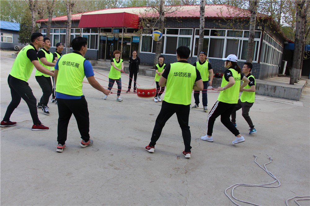 [壩上草原格?；ㄞr(nóng)莊]-戰(zhàn)狼特訓(xùn)二日?qǐng)F(tuán)建活動(dòng)