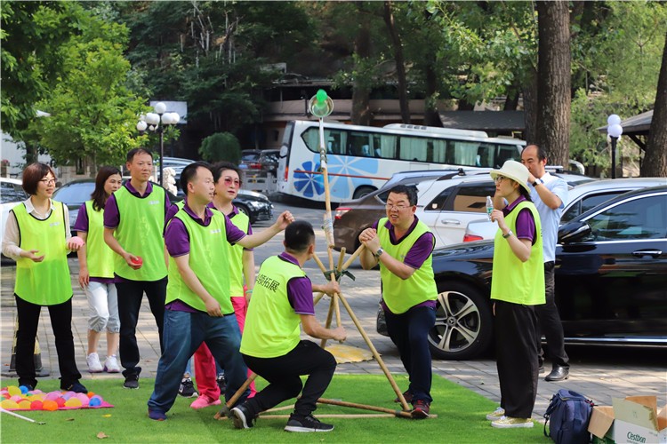 [上海青城會務(wù)中心]-一日場地拓展活動