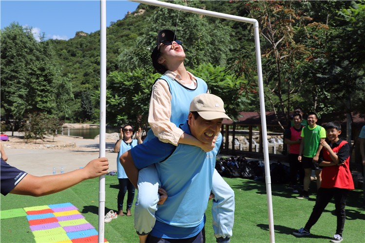 [上海青城會務(wù)中心]-一日場地拓展活動